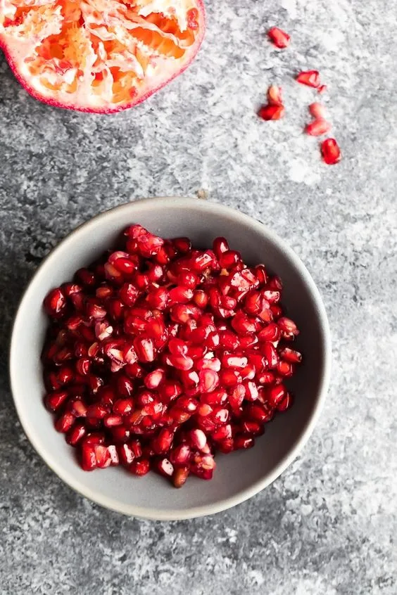 Angus & Celeste - Pomegranate (a history & recipe). Angus & Celeste - Pomegranate (a history & recipe).